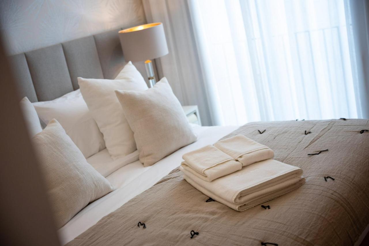 Apartment 2 Bedroomed In Puerto Banus, Marbella